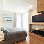 Studio With Terrace In A Luxury Closed Estate By Grand Apartments